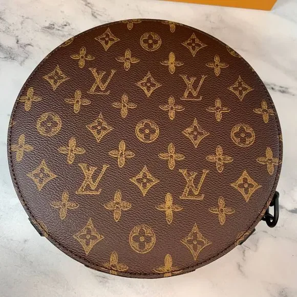 Louis Vuitton Wheel box bag Virgil Abloh N°7 Monogram LV round SS22 Rare No 7 - Picture 14 of 14
